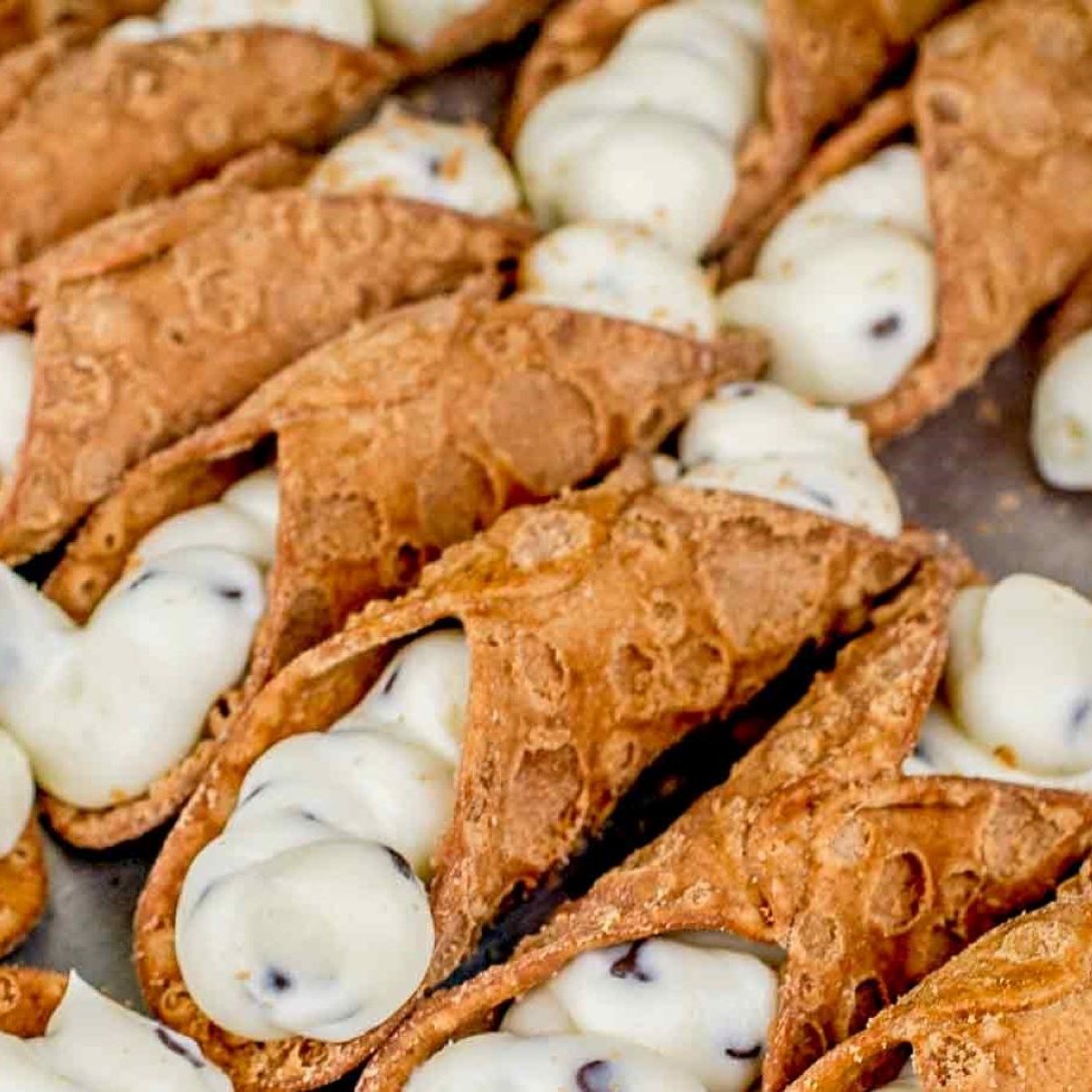 Cannoli Dessert.
