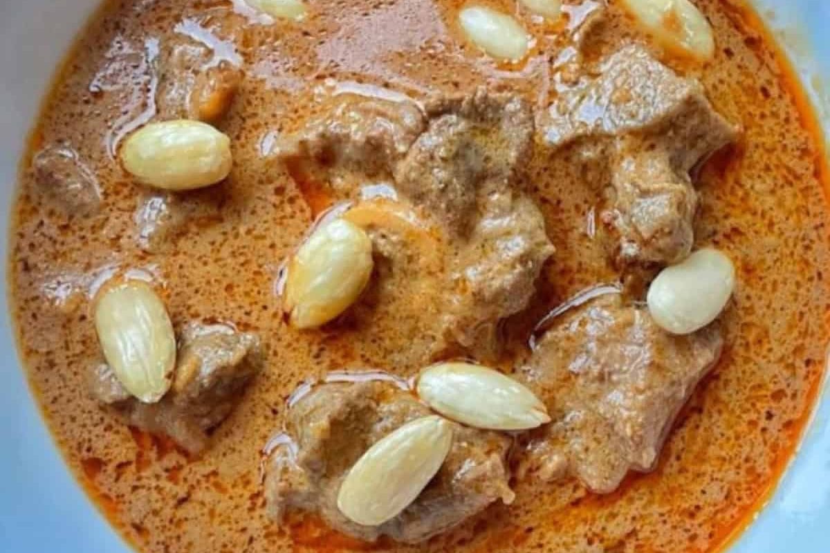 Mehfil-e-mutton Korma