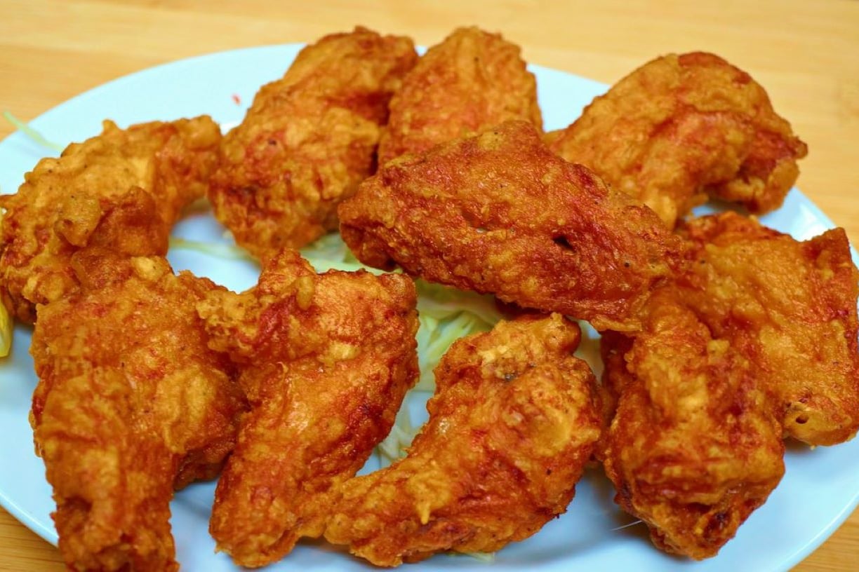 5. Deep Fried Chicken Wings (10 Pcs)