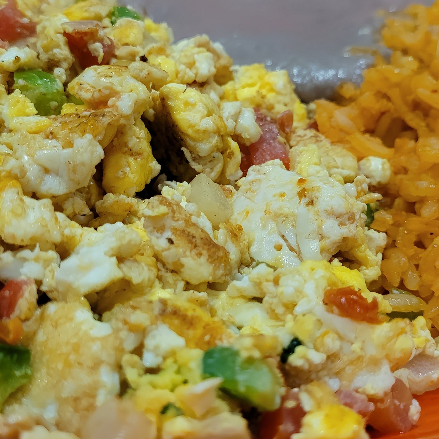 Huevos a la Mexicana.