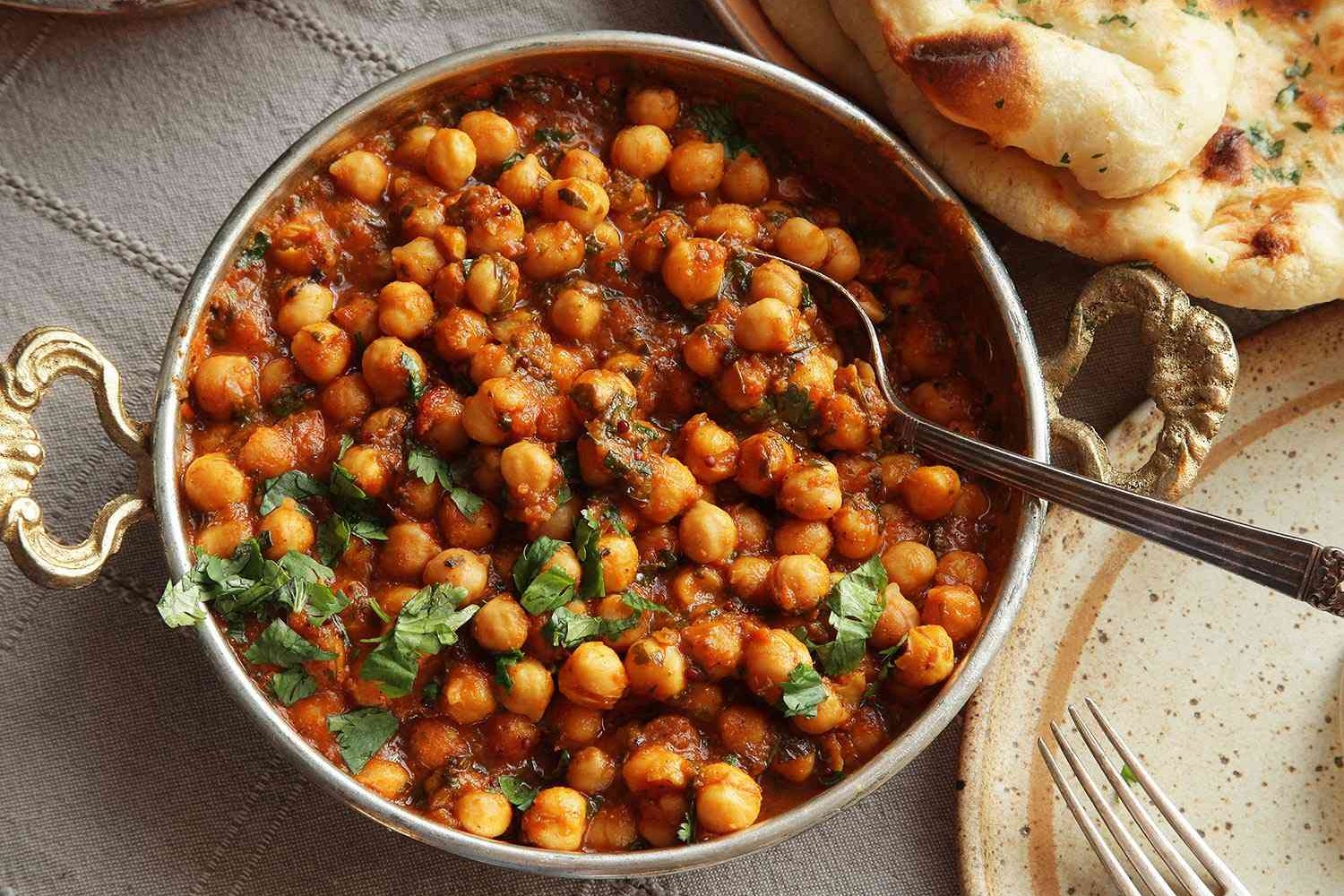 Chana Masala COMBO with Naan