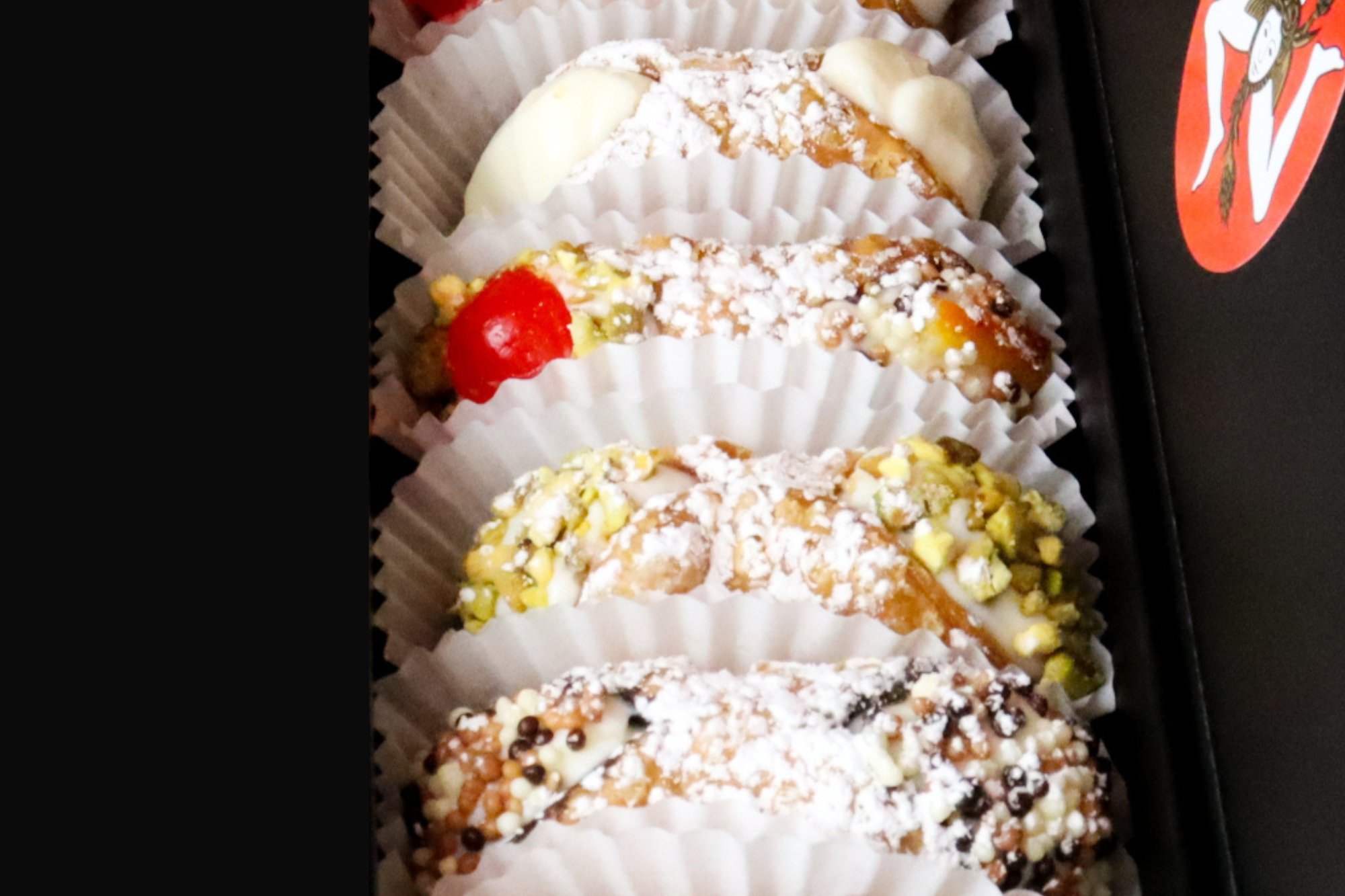 SetBox of 6 Small Traditional Cannoli