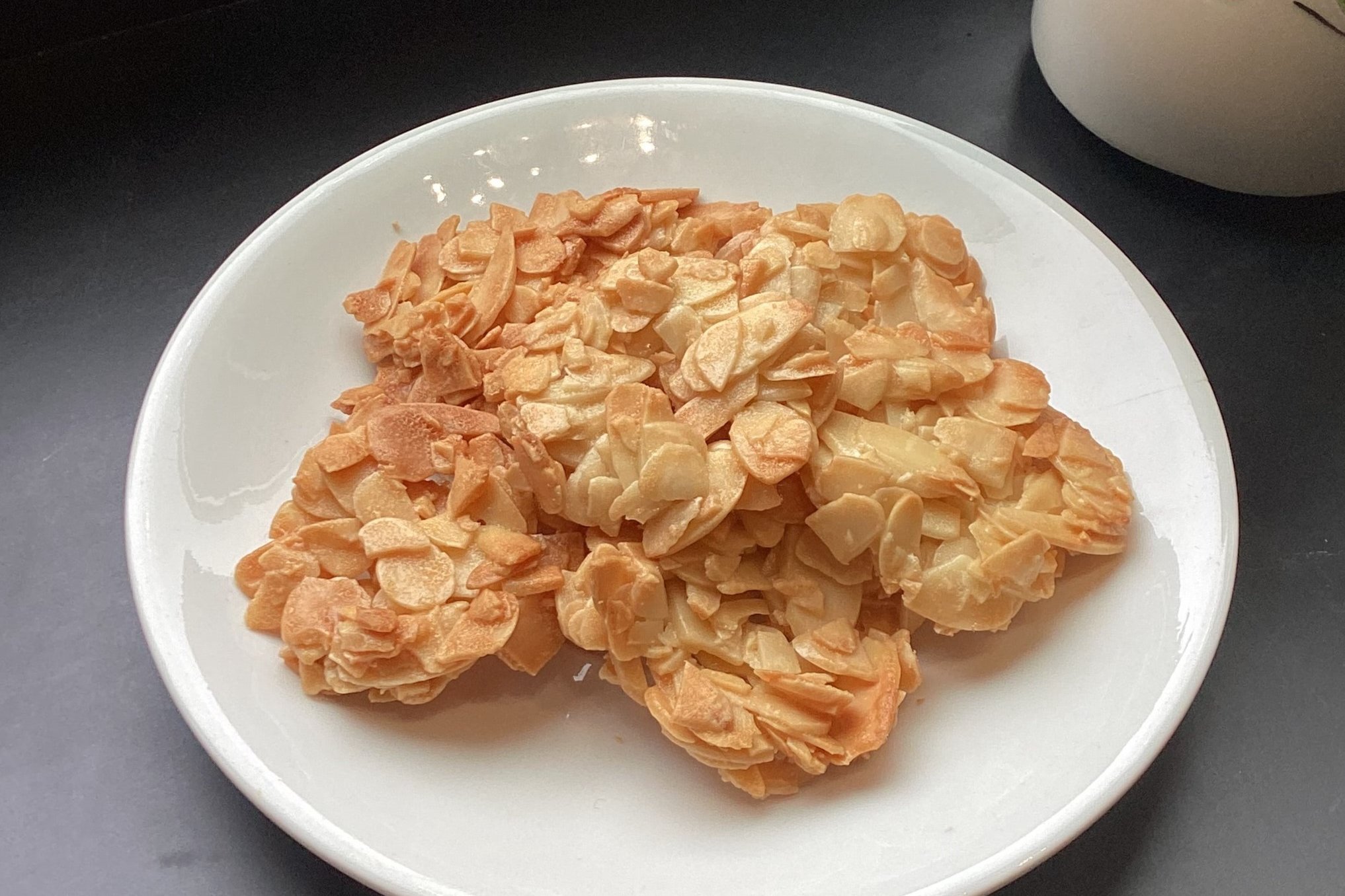 Almond Crisp Cookies