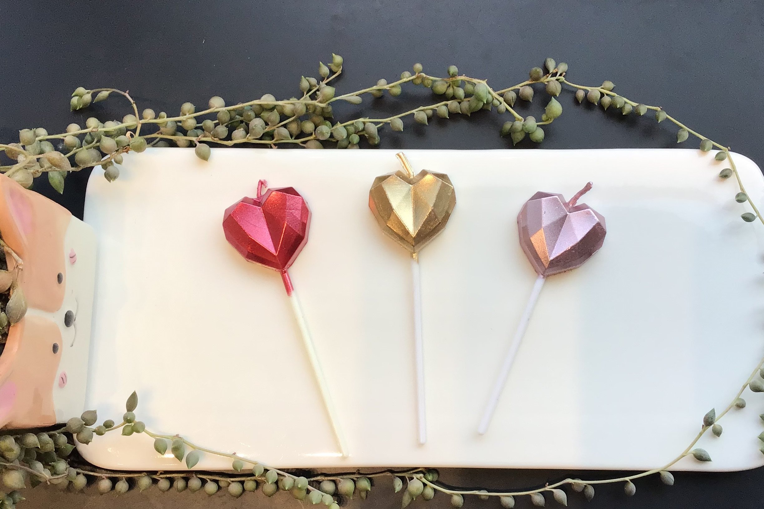 Geometric Heart Candle