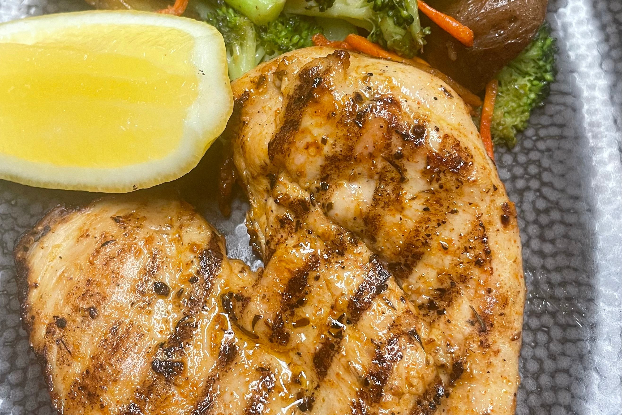Pollo Alla Griglia/ Grilled Chicken Breast