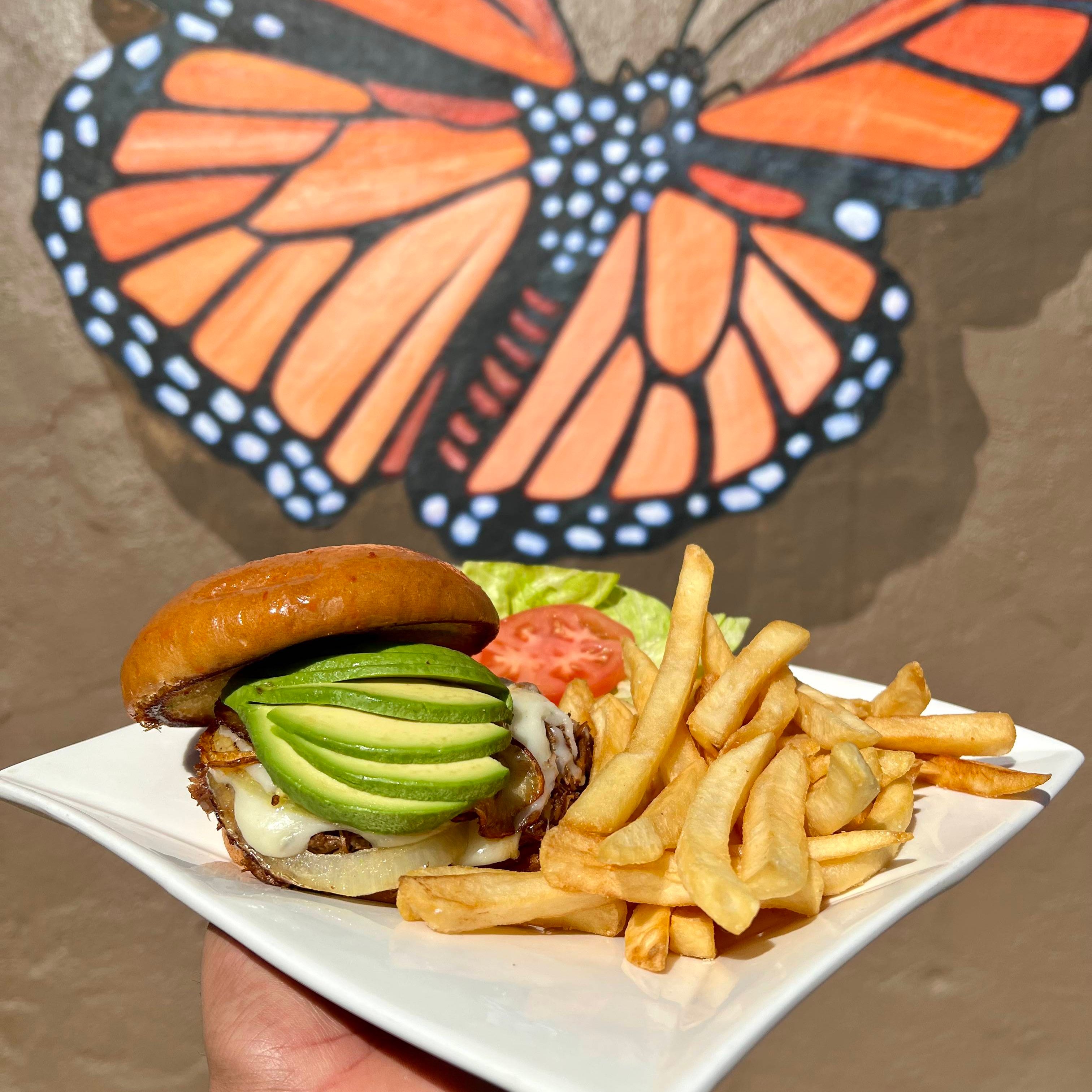 El "Jefe" Birria Burger.