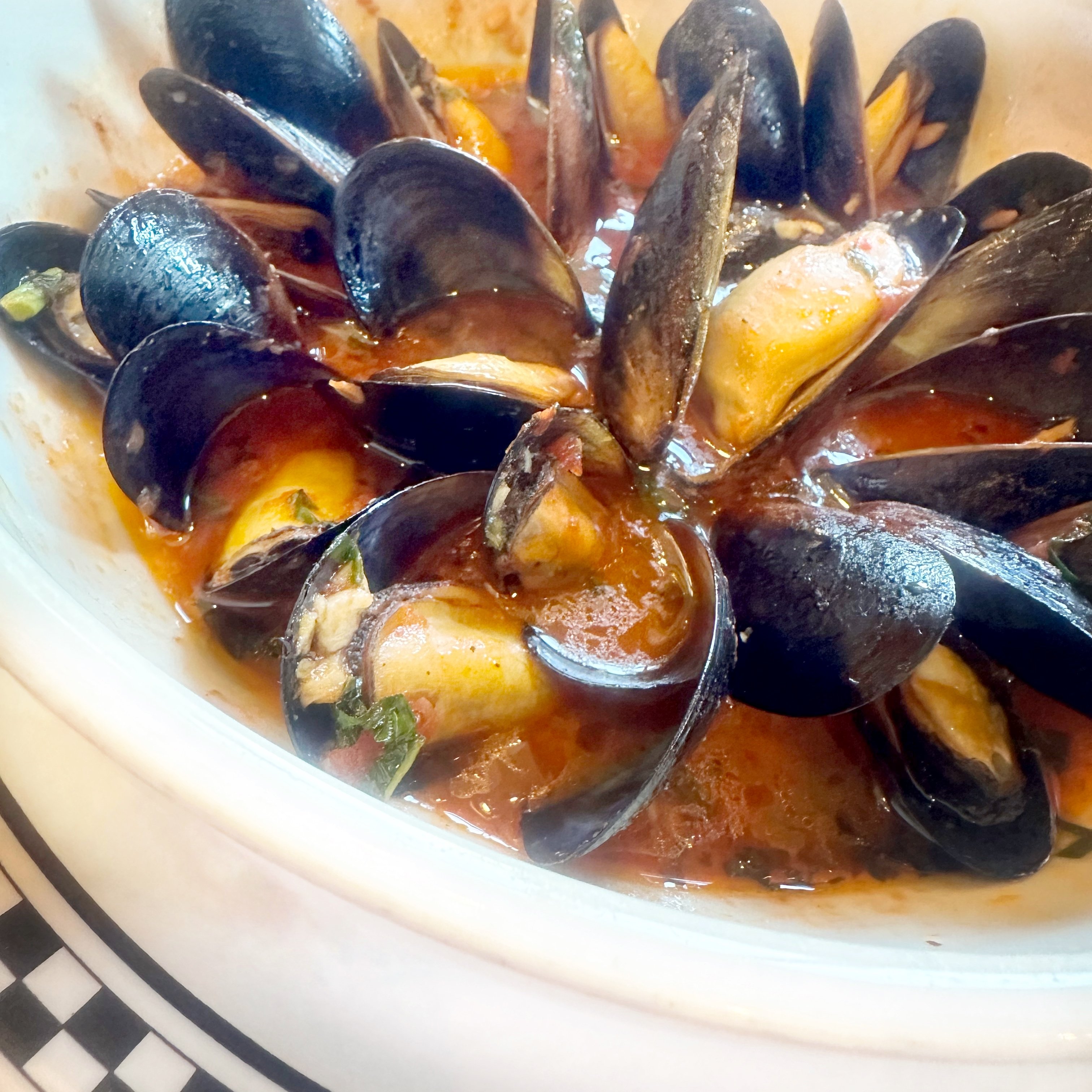 STEAMED MUSSELS