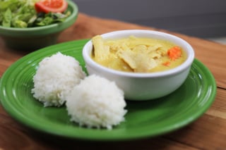 L. Yellow Curry Chicken