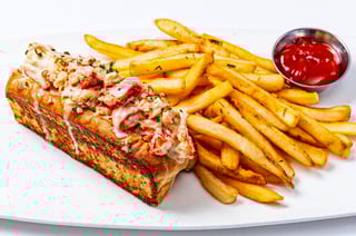 Maine Lobster Roll - Regular