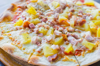 HAWAIIAN PIZZA 18"