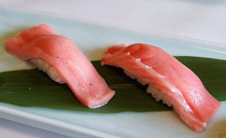 Lean Tuna (Maguro) (2 pcs)