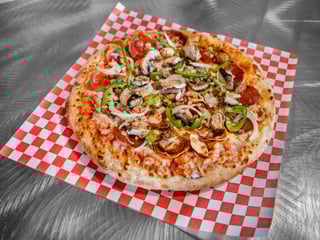 24" Deluxe Pizza