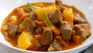 Beef Stew (Carne de Res Guisada)