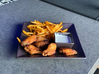 6 PC Wing & Fries