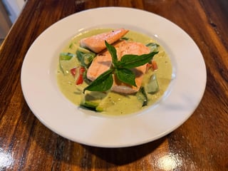 Avocado Curry Salmon