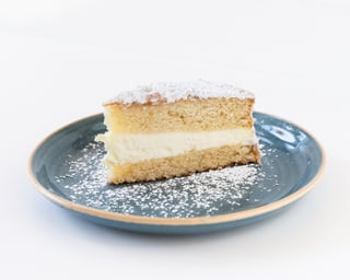 LEMON CAKE