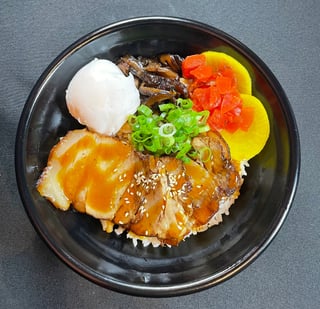 Buta Kakuni Don