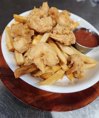 Fried Shrimp and Fries Basket