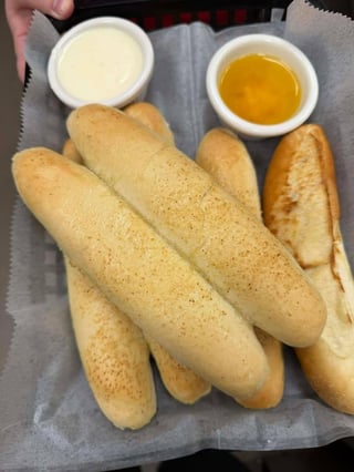 Full order Breadsticks