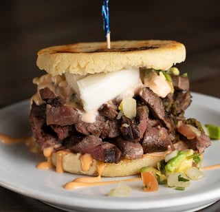 Arepas Rellena Carne