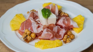 Prosciutto e Pinapple