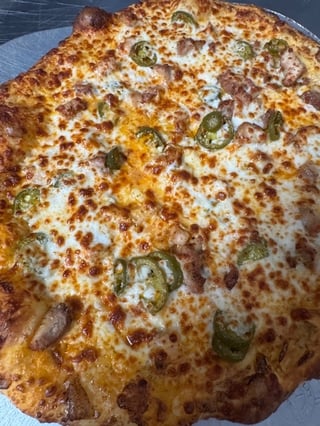 14" Buffalo Chicken Pizza