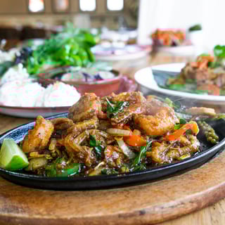 Run Juan Seafood Sizzling.