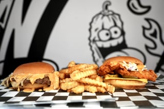 #3 - 2 Sandwich/Burgers + Fries + Soda Can