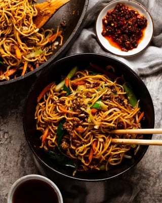 Black Pepper Chow Mein* NEW ITEM * MUST TRY * (LARGE)
