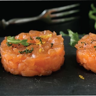 SALMON TARTARE