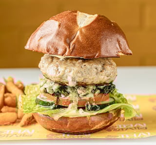 Green Curry Chicken Burger (Halal)