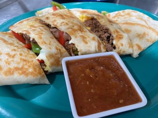 Barbacoa Quesadilla