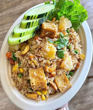 VEGAN Pineapple Fried Rice