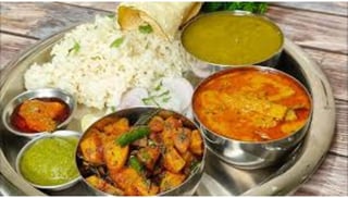 All day Special Thali - Ckn.tikka + Saag Paneer + Basmati rice +garlic naan + veg samosa+ Papad + Raita + Pickle & dessert