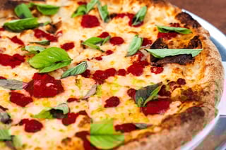 10" Vegan Margherita Pizza