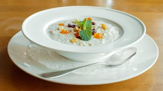 Cinnamon Oatmeal (Till 3 Pm)