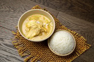 Yellow Curry with Rice
