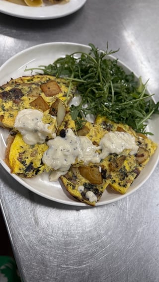 mushroom & caramelized onion frittata - Spain (EU)