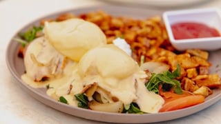 Smoked Salmon Benedict