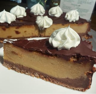 PeanutButter Chocolate cheesecake
