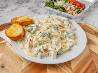 Broccoli & Chicken Alfredo