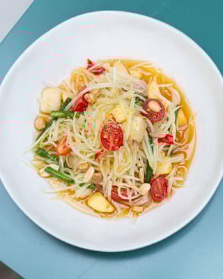 Green Papaya Salad (VO, GF)