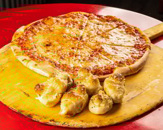 14'' Cheese Pizza 6 Knots