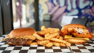 #5 - 2 Sandwich/Burgers + 1 Hot Chicken Strip + Fries + Soda Can