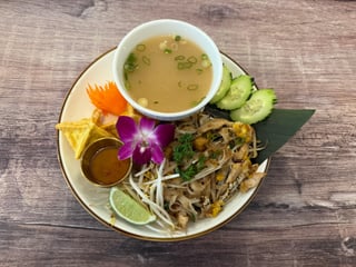 Pad Thai Lunch Set