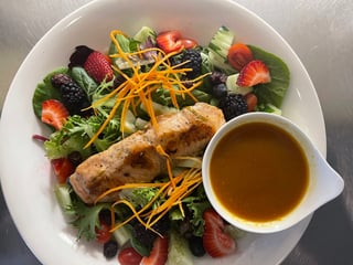 Grilled Salmon Salad