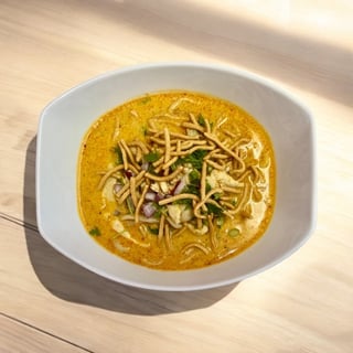THAI CURRY NOODLE (KHAO SOI)