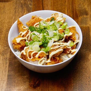 Chicken Mayo Bowl (치킨 마요 덮밥)