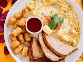 Masala Omelette & Pav