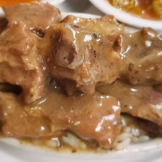 Smothered Pork Rib Tips